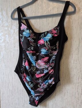 Tummy Control 2x One Piece With Bra Cups